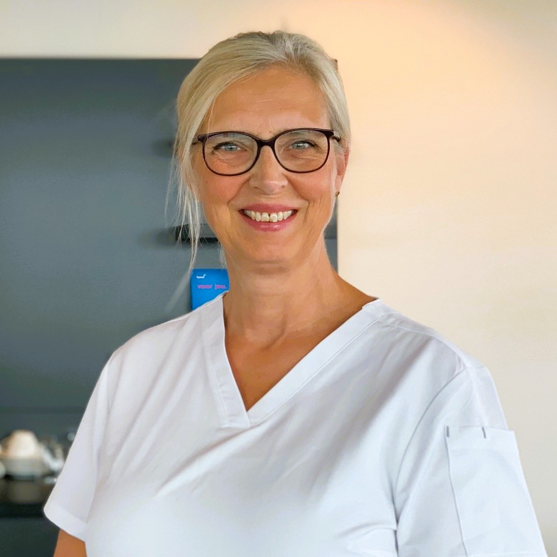 Heidi Moossdorff Heidi Moossdorff